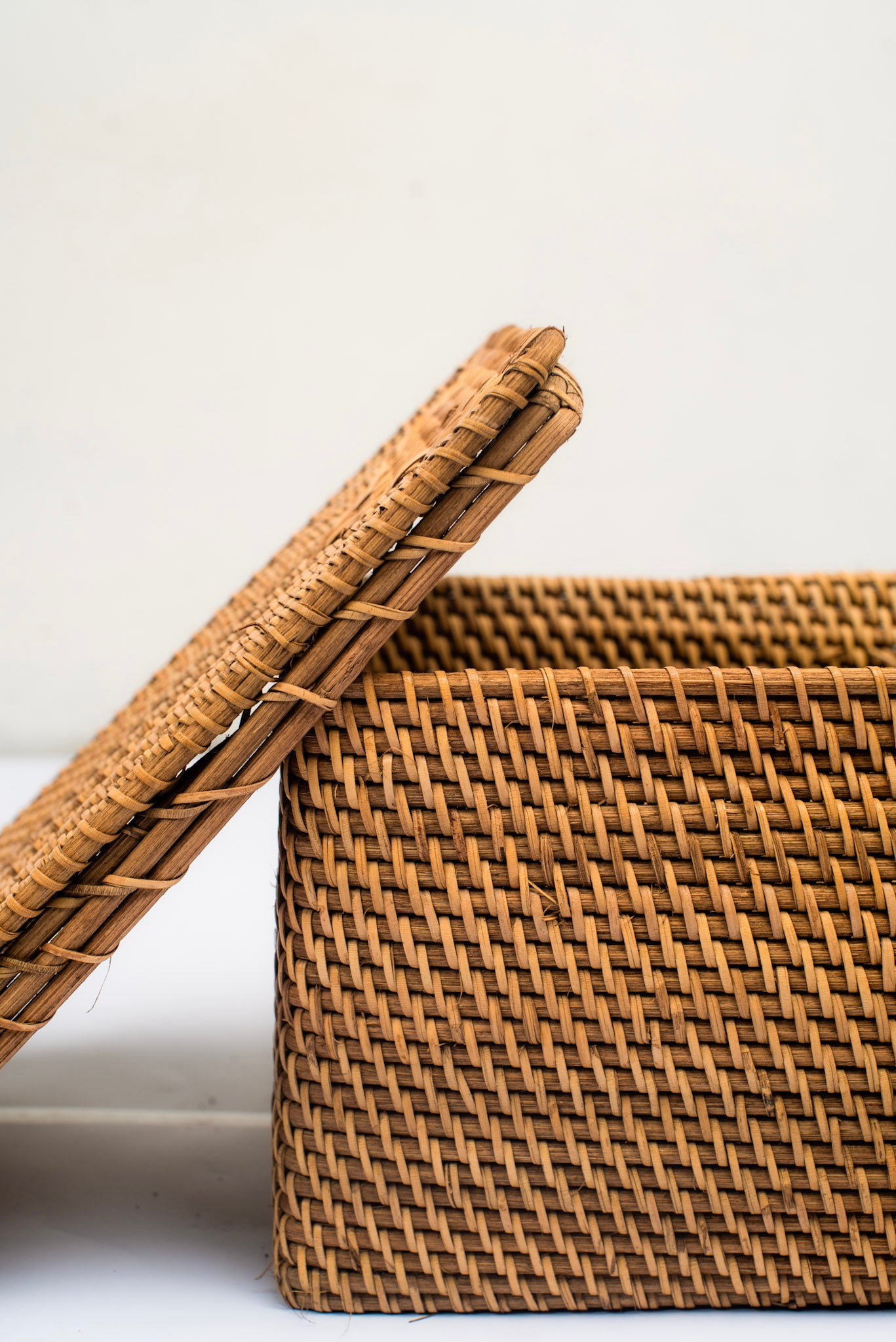 LARA RECTANGULAR STORAGE BOX | NATURAL RATTAN CONTAINER