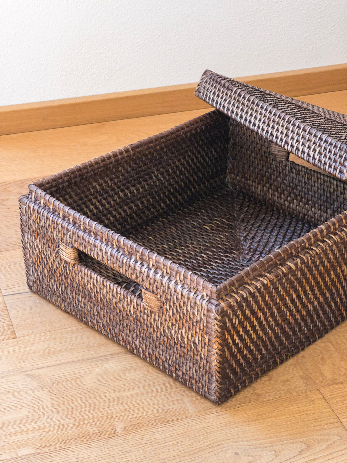 RECHTECKIGE AUFBEWAHRUNGSBOX MIRI | BEHÄLTER AUS NATÜRLICHEM RATTAN