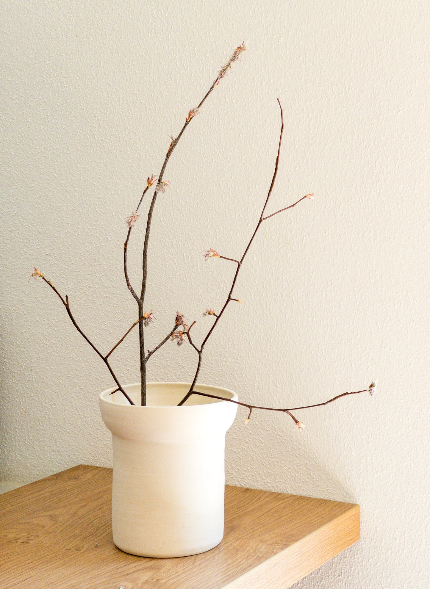 DULA VASE | ROUND CERAMIC VASE