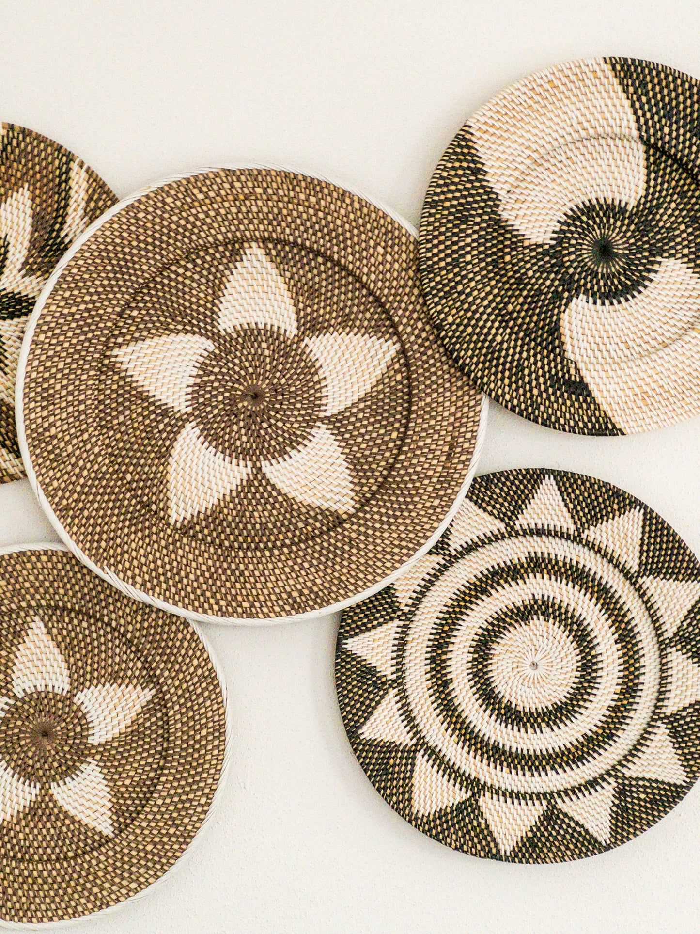 SAE DECORATIVE PLATES | WALL & TABLE DECORATION