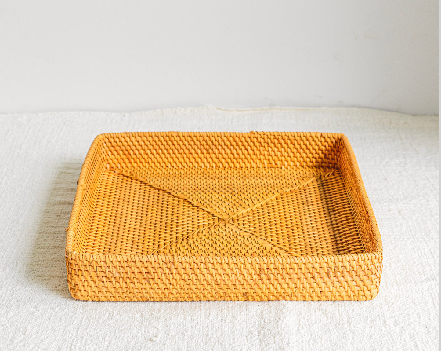 RIA SERVING TRAY | DECORATIVE SQUARE TRAY