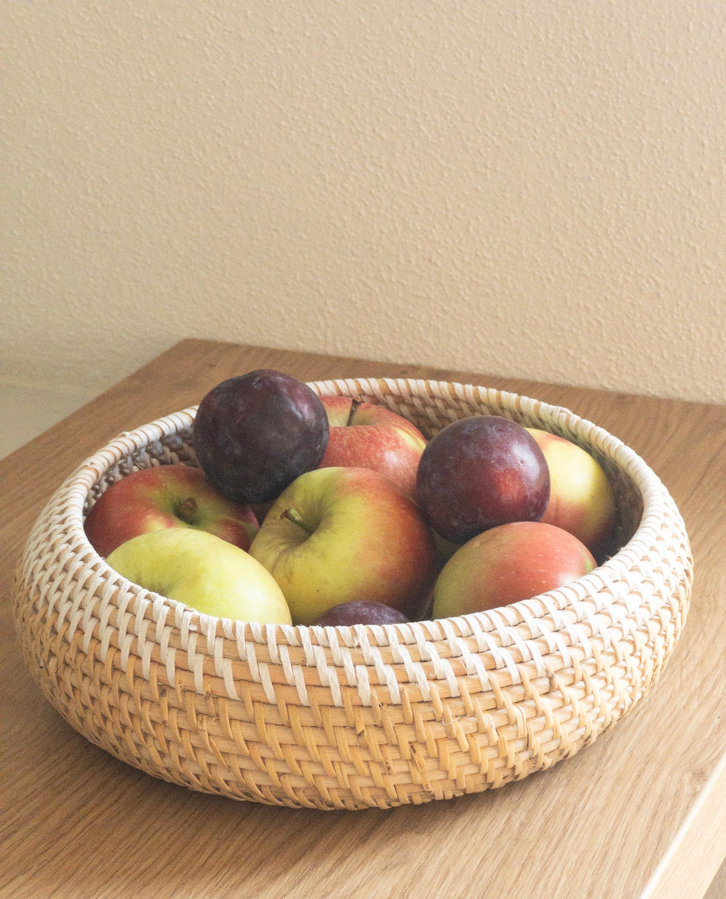 ARA FRUIT BOWL | NATURAL & WHITE BOWL