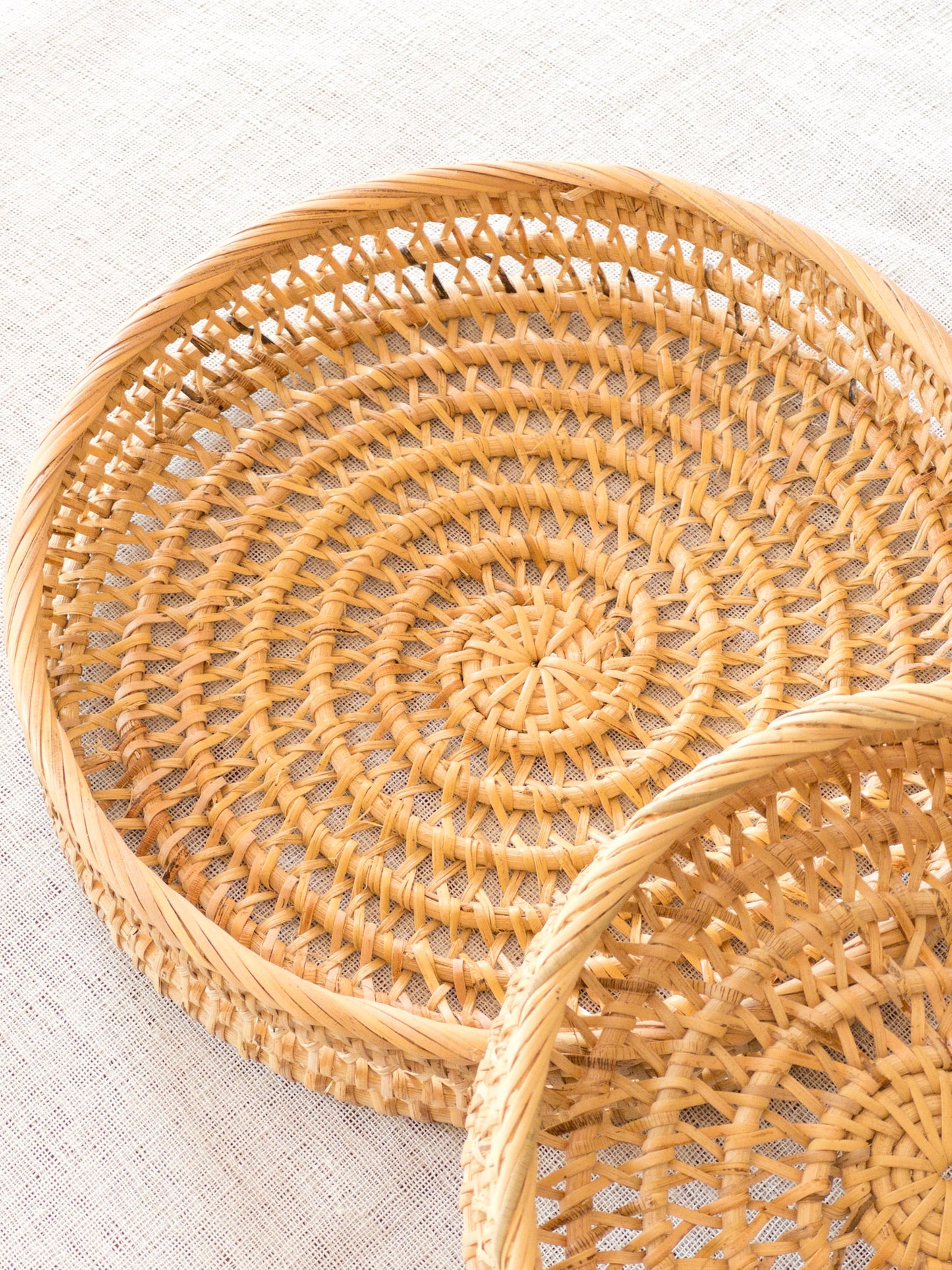 AVA TRAY | ROUND DECORATIVE TRAY