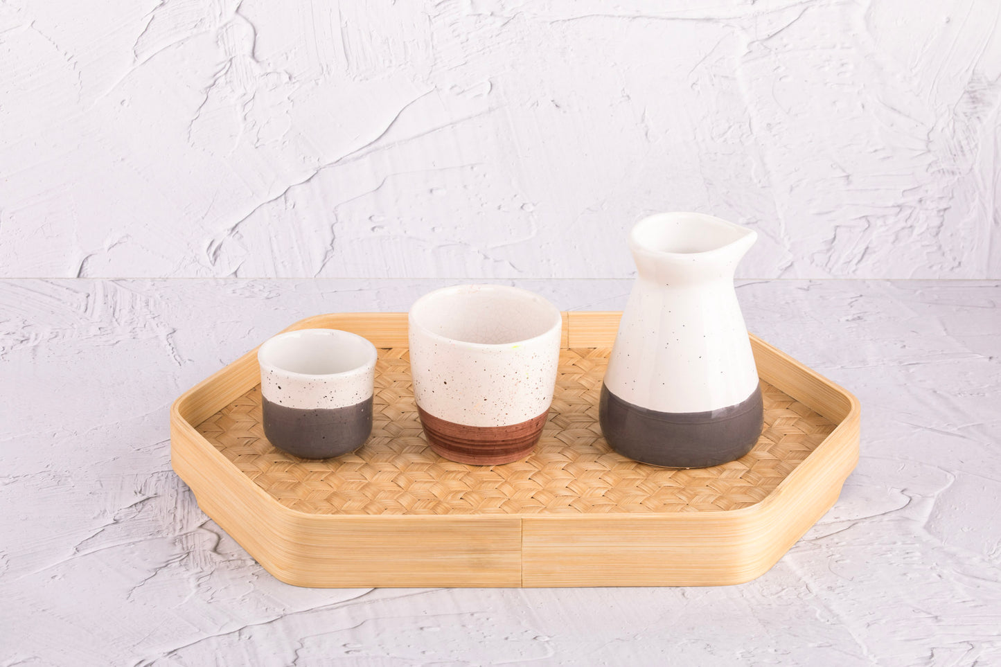 MARI TRAY | HEXAGONAL DECORATIVE SERVING TRAY