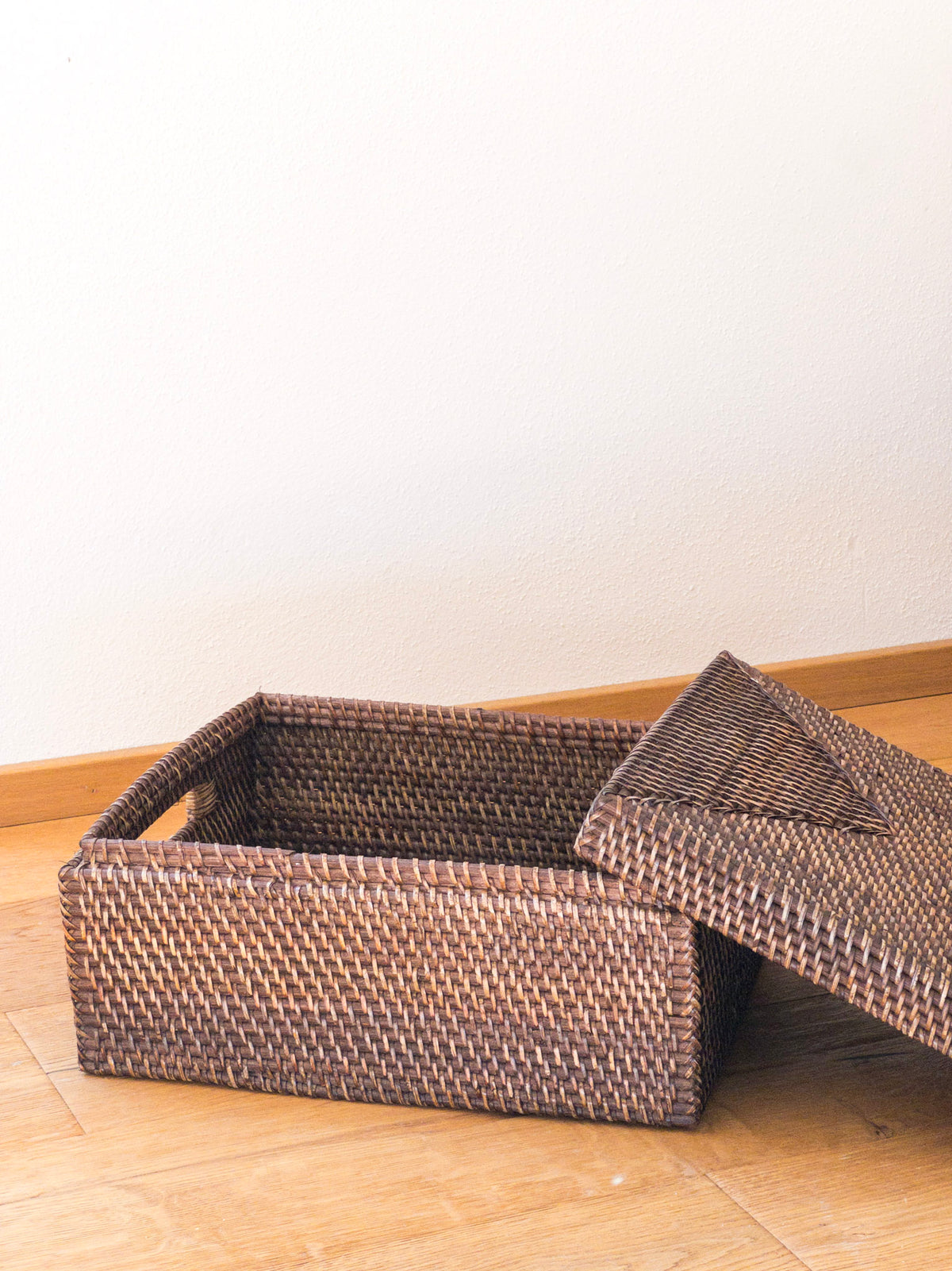 RECHTECKIGE AUFBEWAHRUNGSBOX MIRI | BEHÄLTER AUS NATÜRLICHEM RATTAN