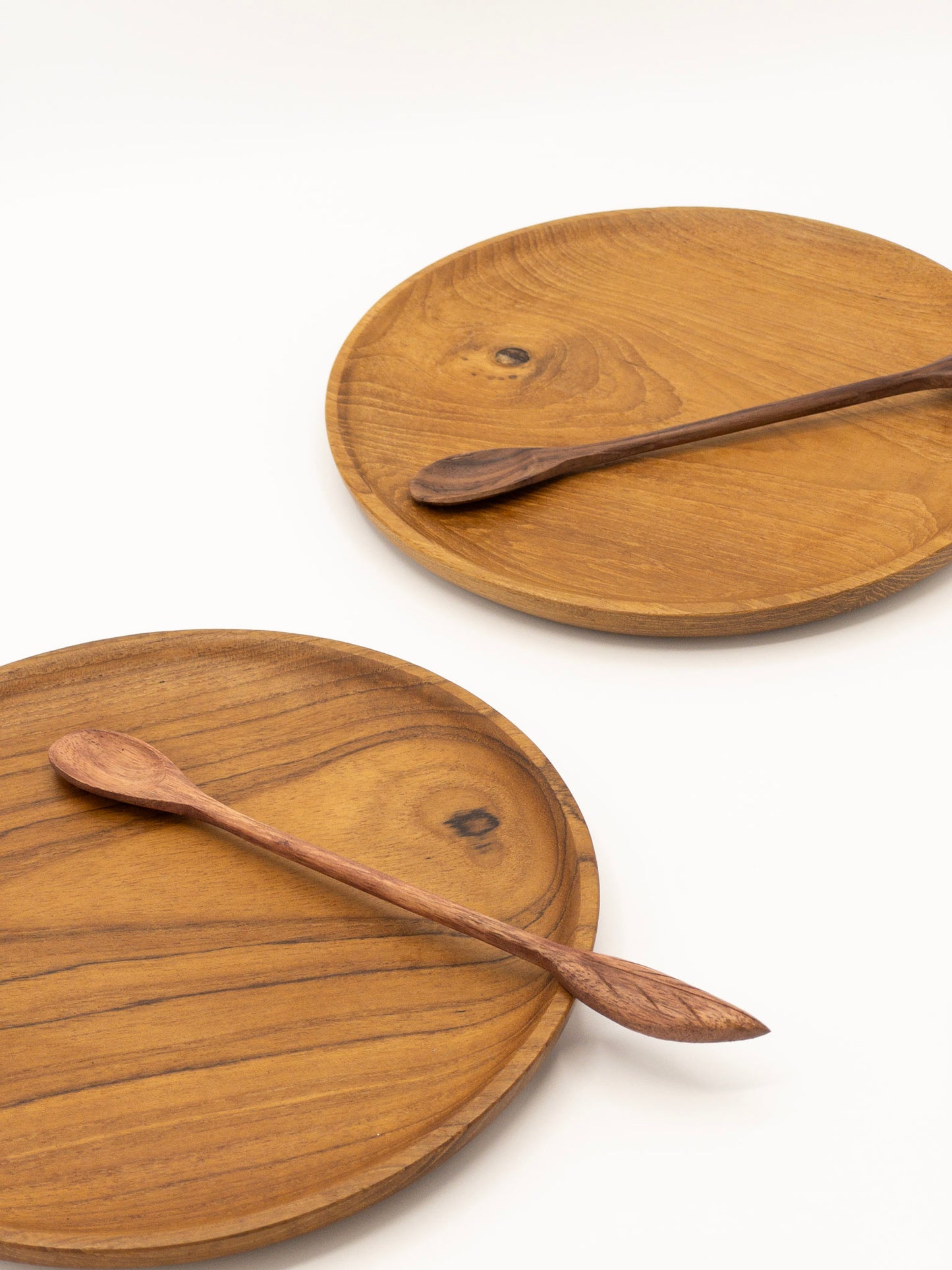 RASA ROUND PLATE | TEAK WOODEN PLATE