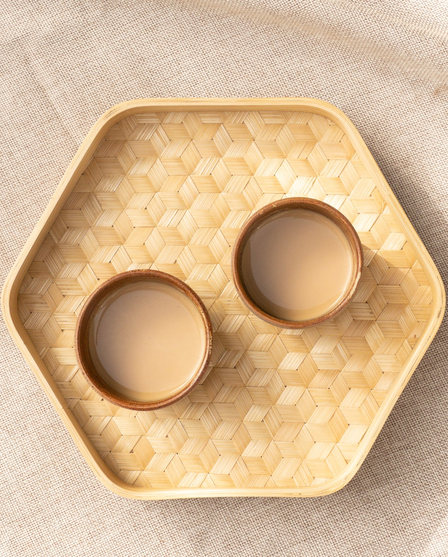 RIMA TRAY | DECORATIVE HEXAGONAL SERVING TRAY