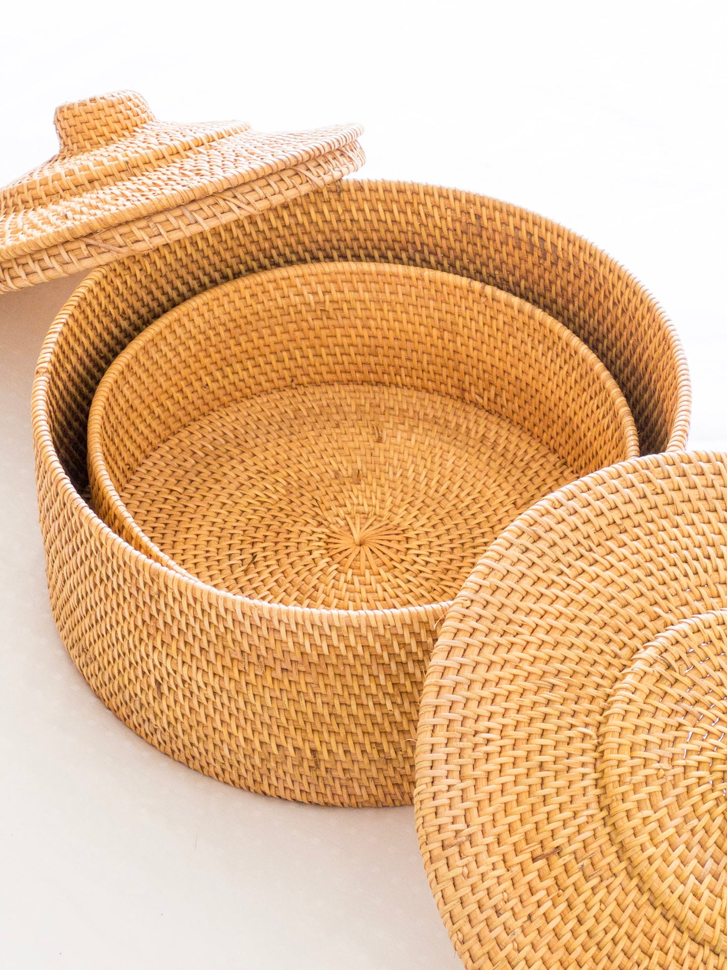 GAYO ROUND STORAGE | NATURAL RATTAN CONTAINER