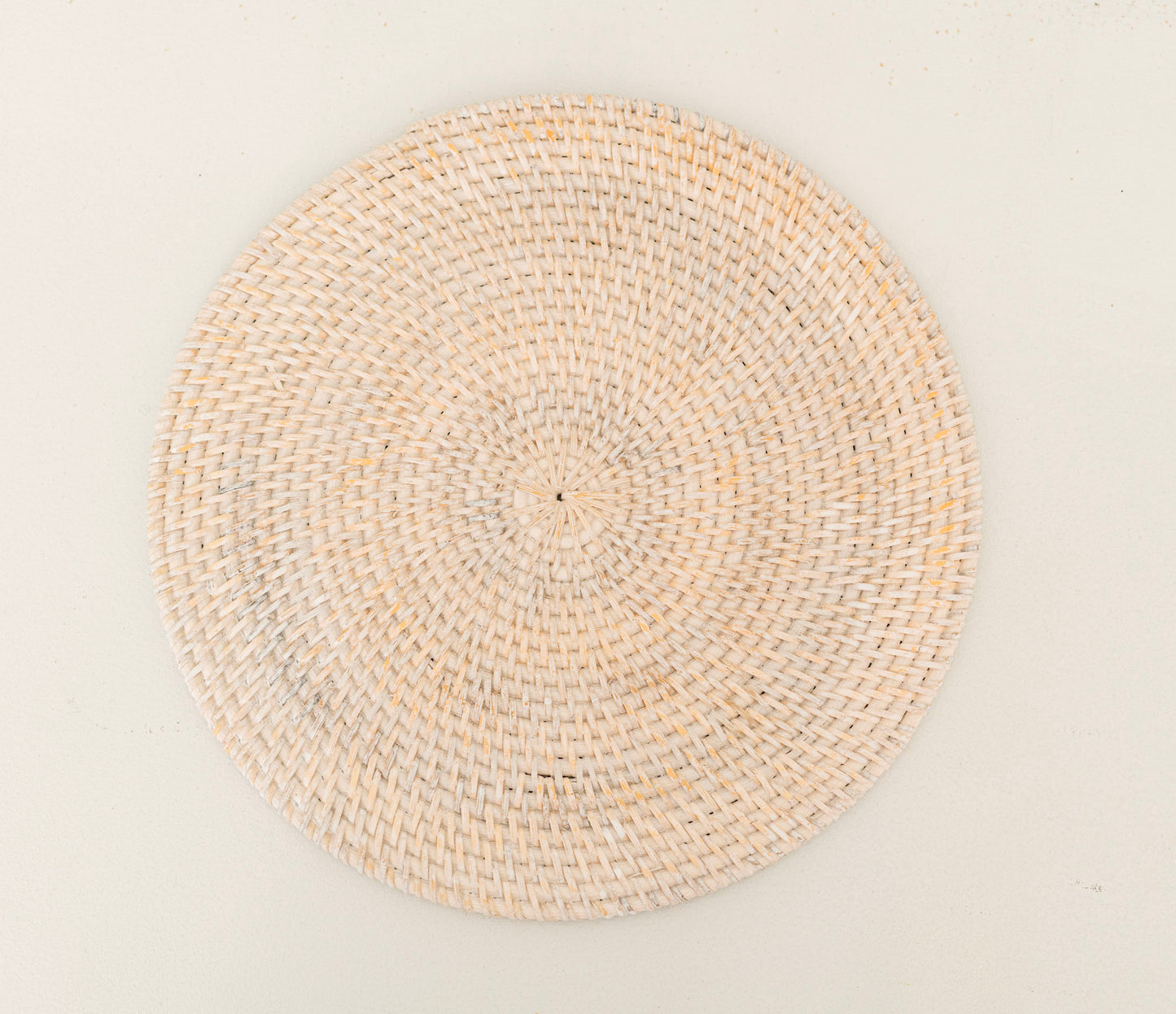 KANA PLACEMAT | ROUND DECORATIVE PLACEMAT