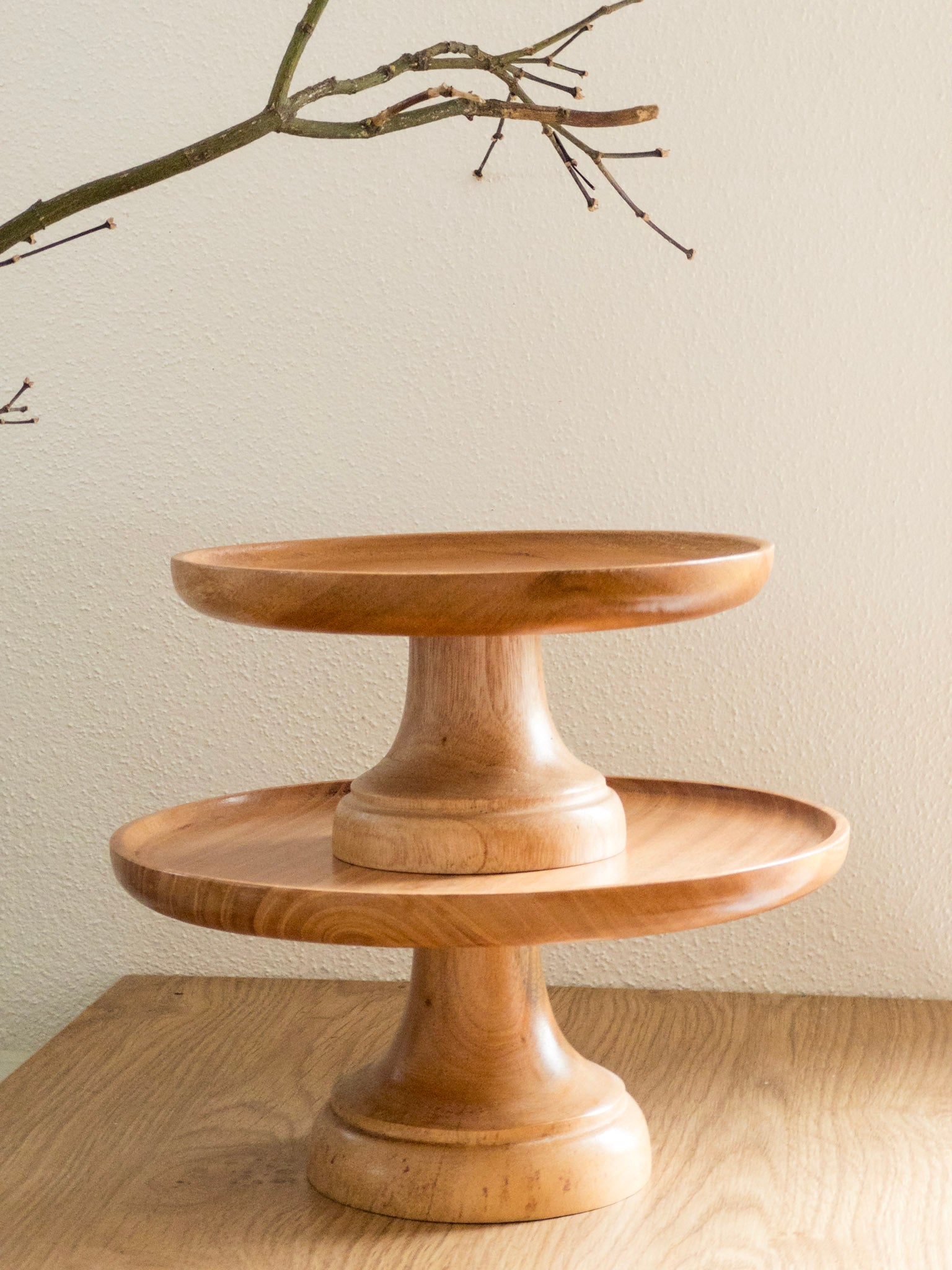 Kasa Cake Platter | Mahogani Wood Cake Stand