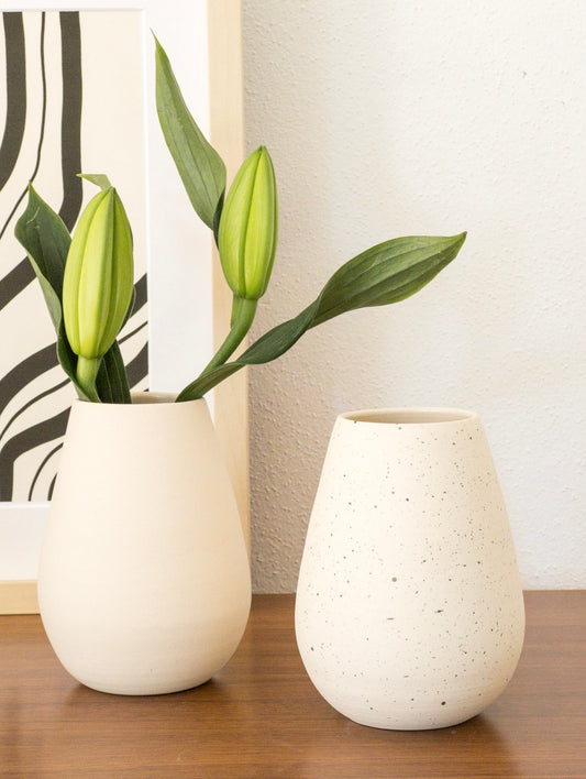 KIRIA VASE | ROUND CERAMIC VASE