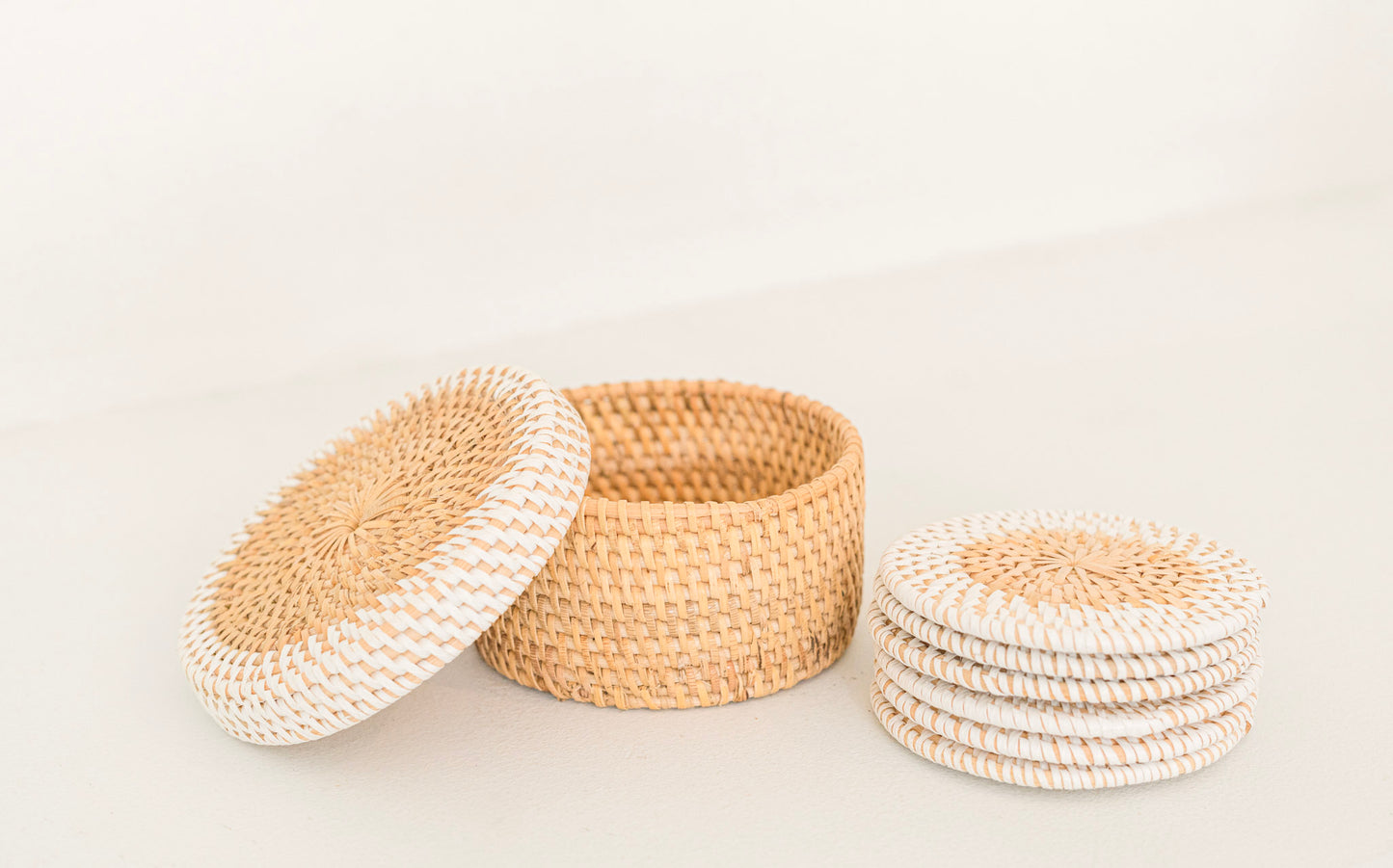 MAYA COASTER | DINING ACCESSORIES