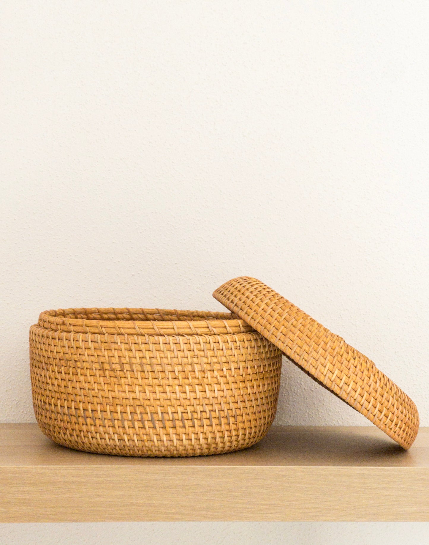 RAYU ROUND STORAGE | NATURAL RATAN CONTAINER