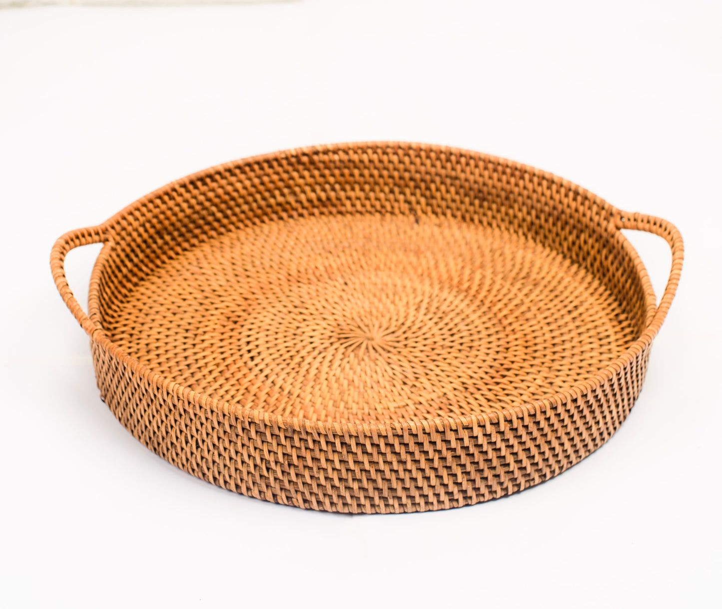 SUKU TRAY | ROUND DECORATIVE SERVING TRAY